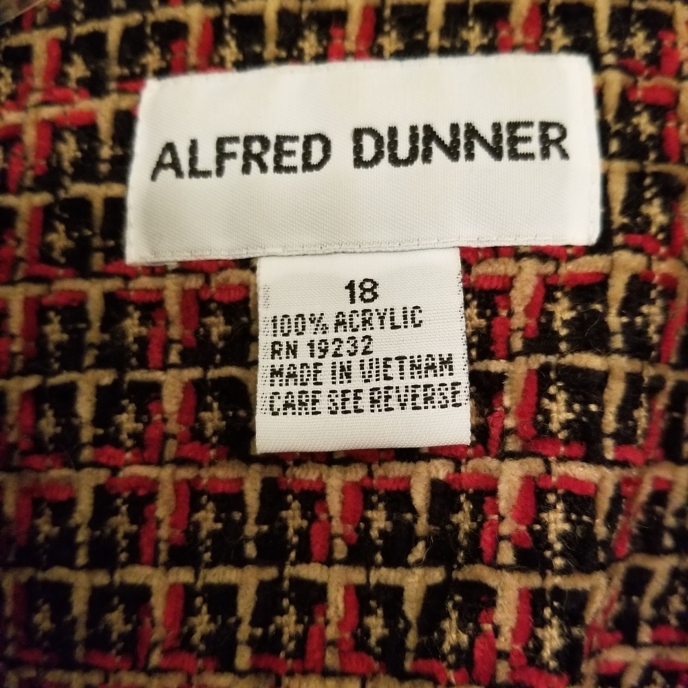 Jacket - Picture 2 of 4
